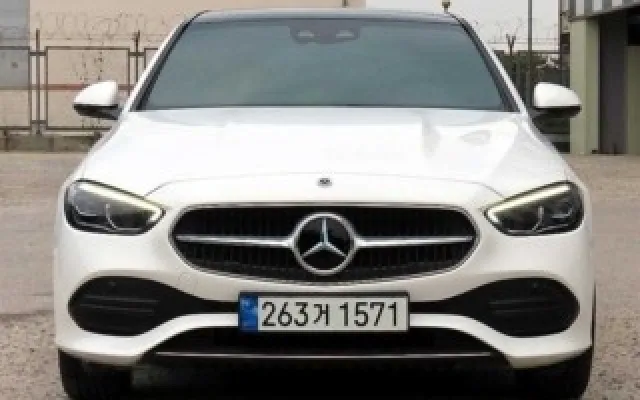 인천중고차상담 C클래스 W206 C200 4MATIC 아방가르드 매물 사진 9 - 2022/04 56,975km